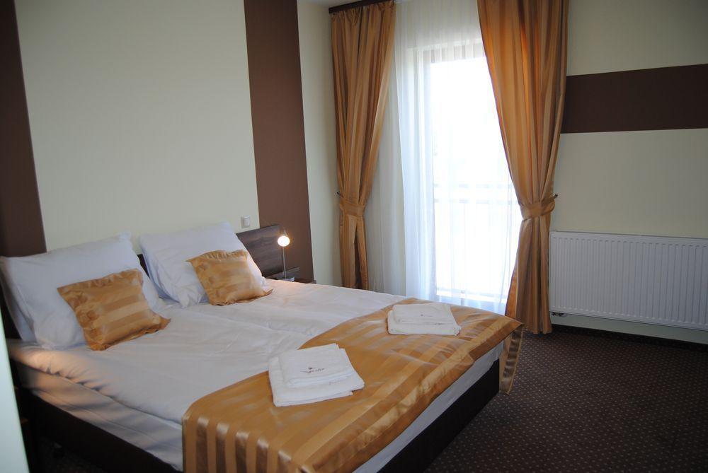 Hotel Magnolia Tychy Zimmer foto